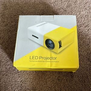 Mini portable projector